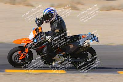 media/Oct-08-2022-SoCal Trackdays (Sat) [[1fc3beec89]]/Turn 9 Inside (10am)/